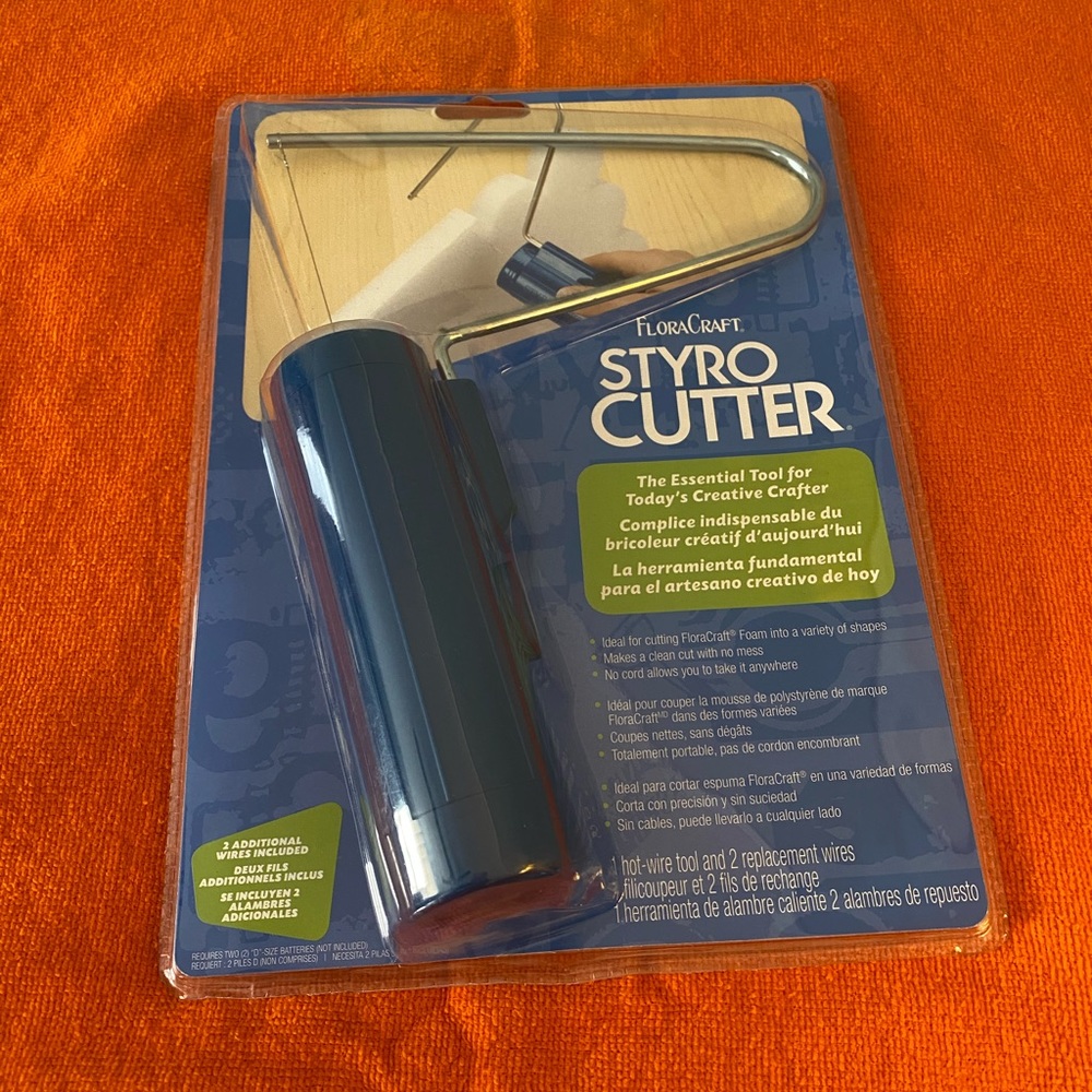 Floracraft 601 The Styro Wonder Cutter- Battery Powered